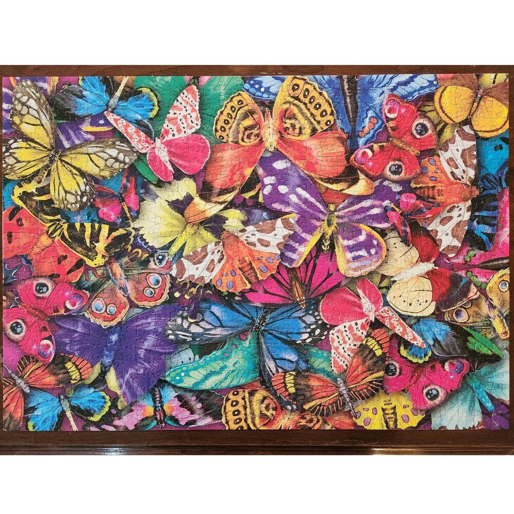 RoseArt Colorluxe Animal Life Butterflies 750 Piece Jigsaw Puzzle *COMPLETE* - Picture 7 of 7